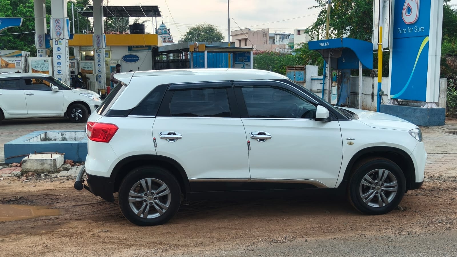 2018 Maruti Suzuki Brezza LDi 7