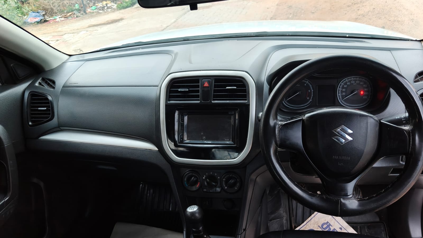 2018 Maruti Suzuki Brezza LDi 11
