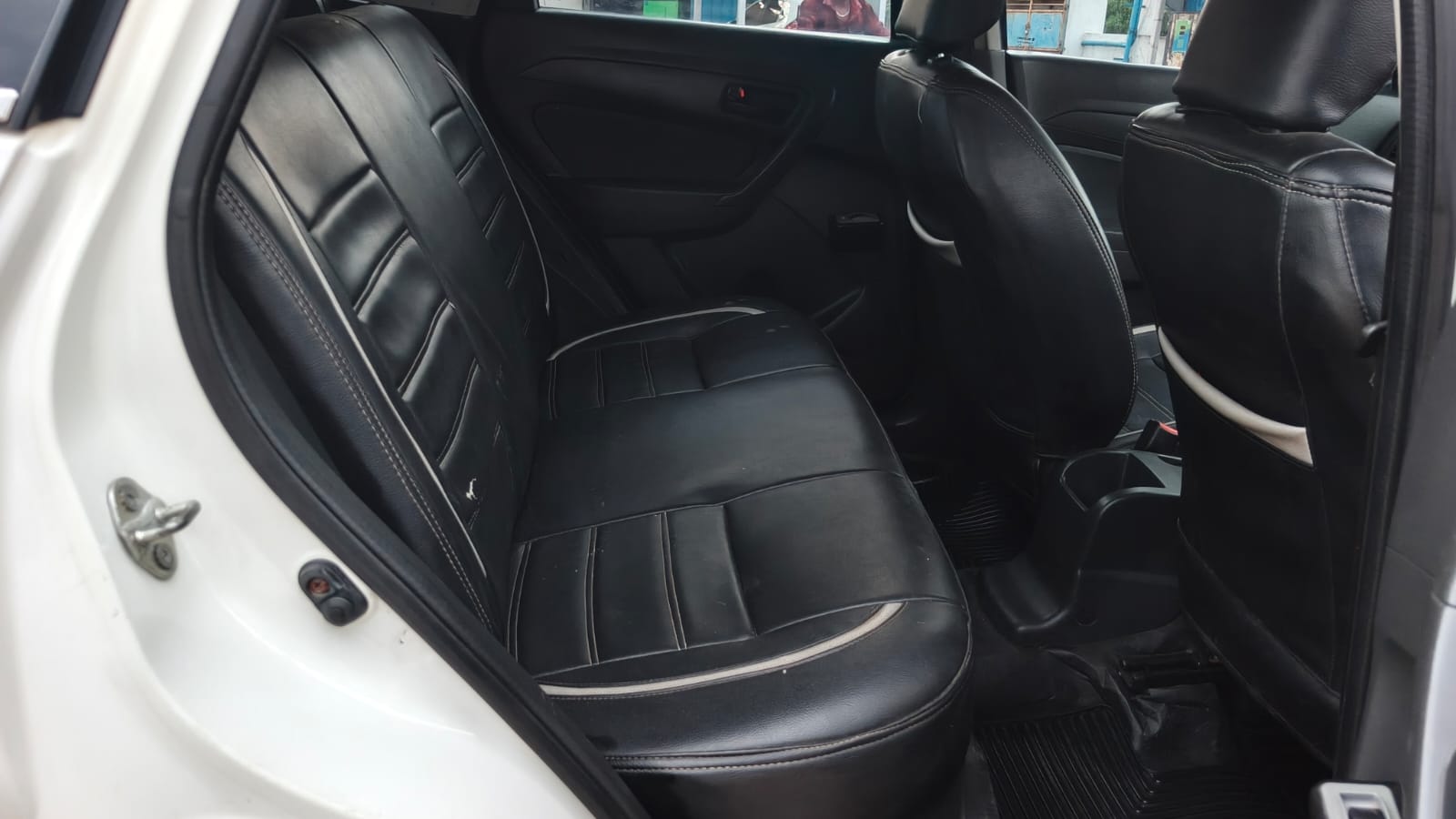 2018 Maruti Suzuki Brezza LDi 10
