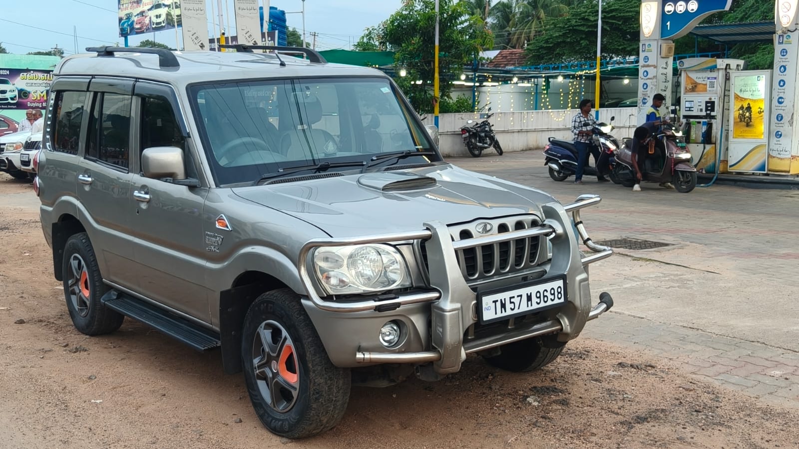 2008 Mahindra Scorpio SLX 8