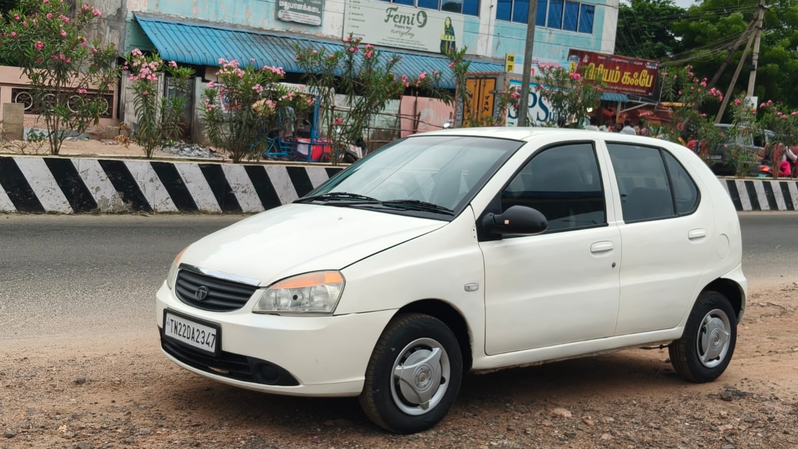 2015 Tata Indica V2 LS 2