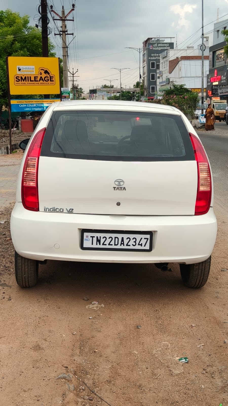 2015 Tata Indica V2 LS 5