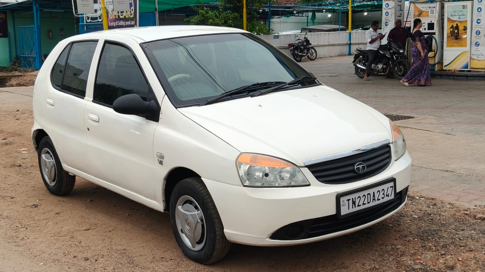 2015 Tata Indica V2 LS 8
