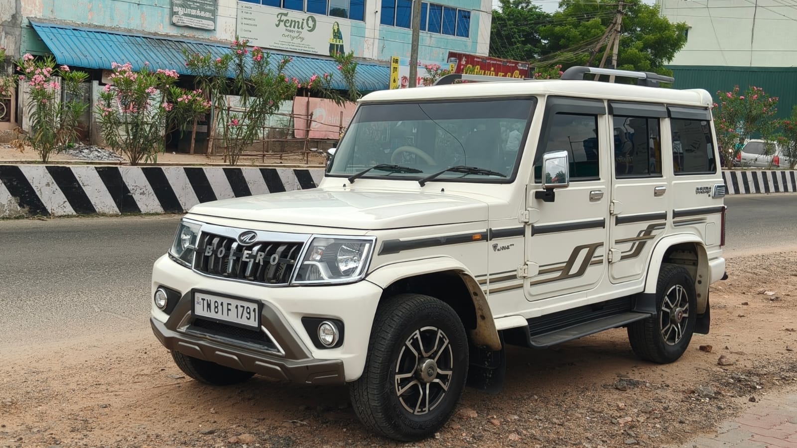 2021 Mahindra Bolero B6 2