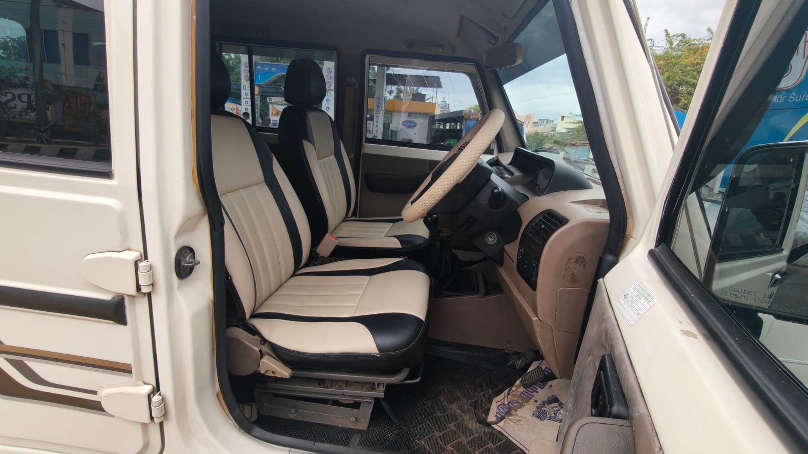 2021 Mahindra Bolero B6 9