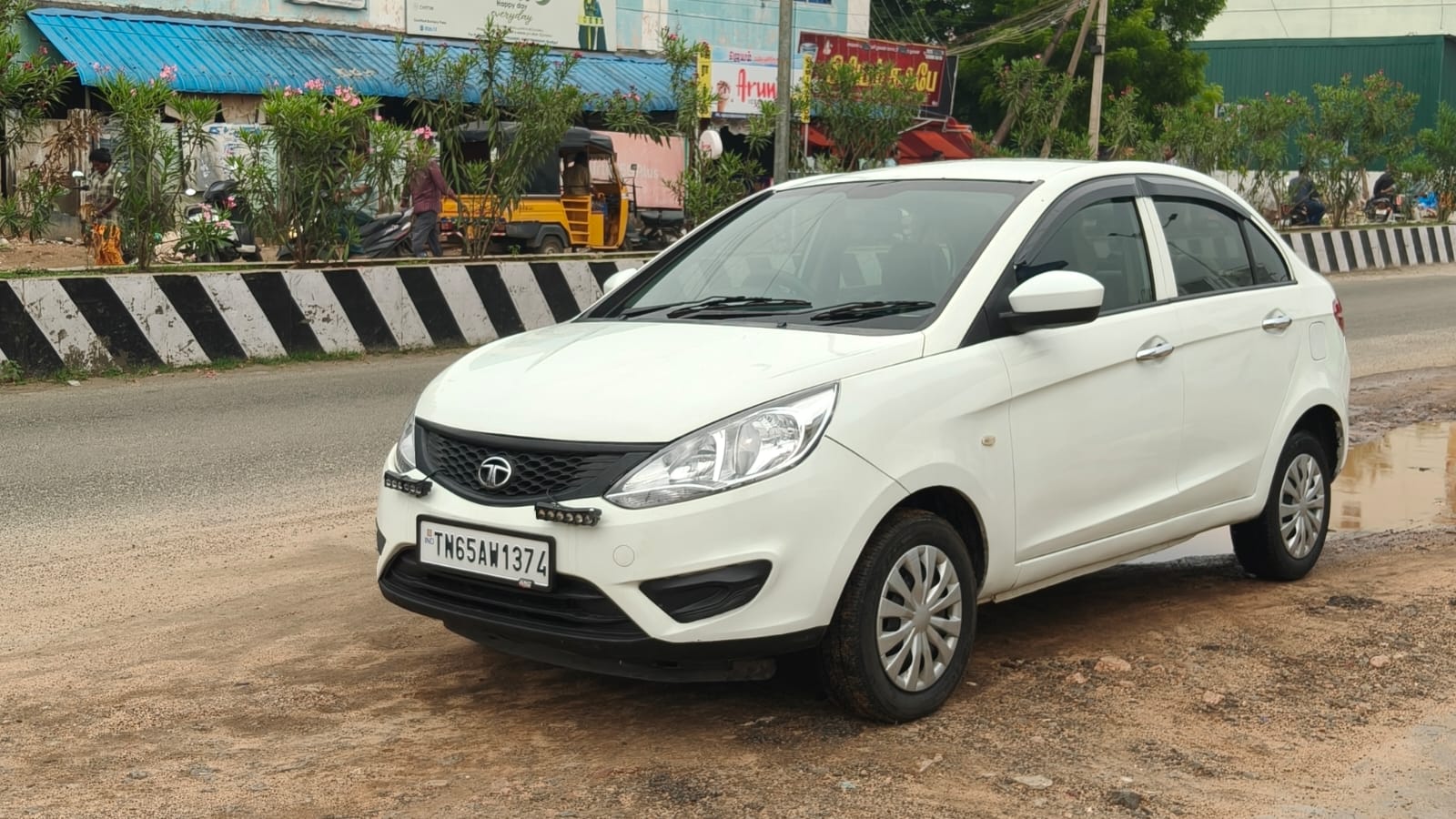 2018 Tata Zest XE 2