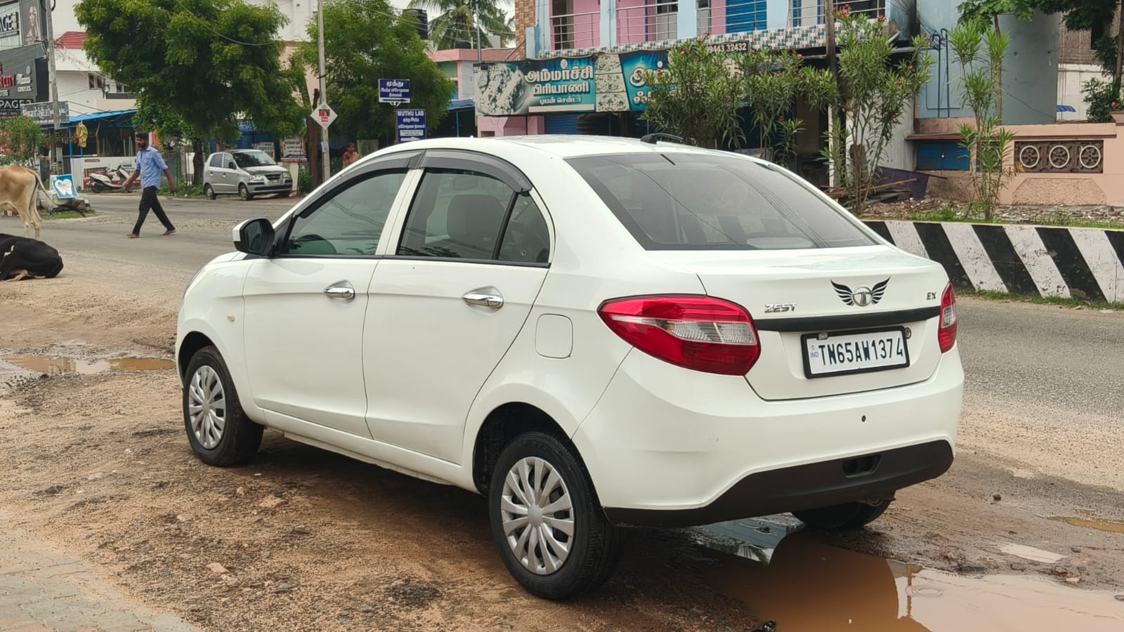 2018 Tata Zest XE 4