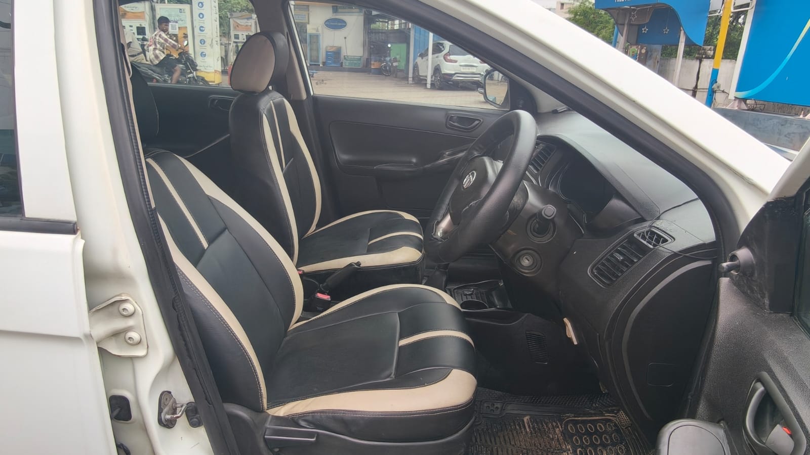 2018 Tata Zest XE 10