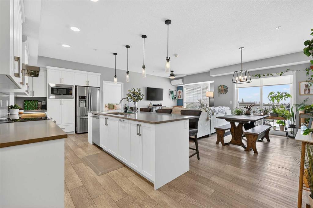 #311 · 360 Harvest Hills Common NE