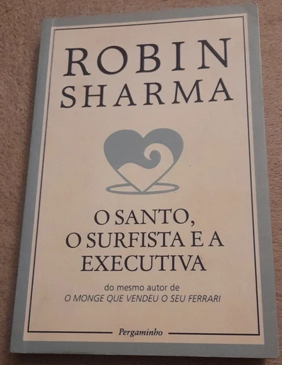 O Santo, O Surfista é a Executiva