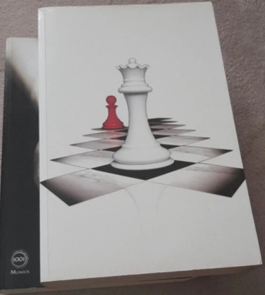 2 livros de Stephenie Meyer
