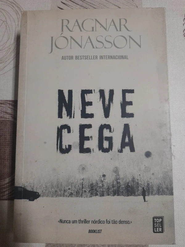 Neve Cega Dark Iceland - Volume 1