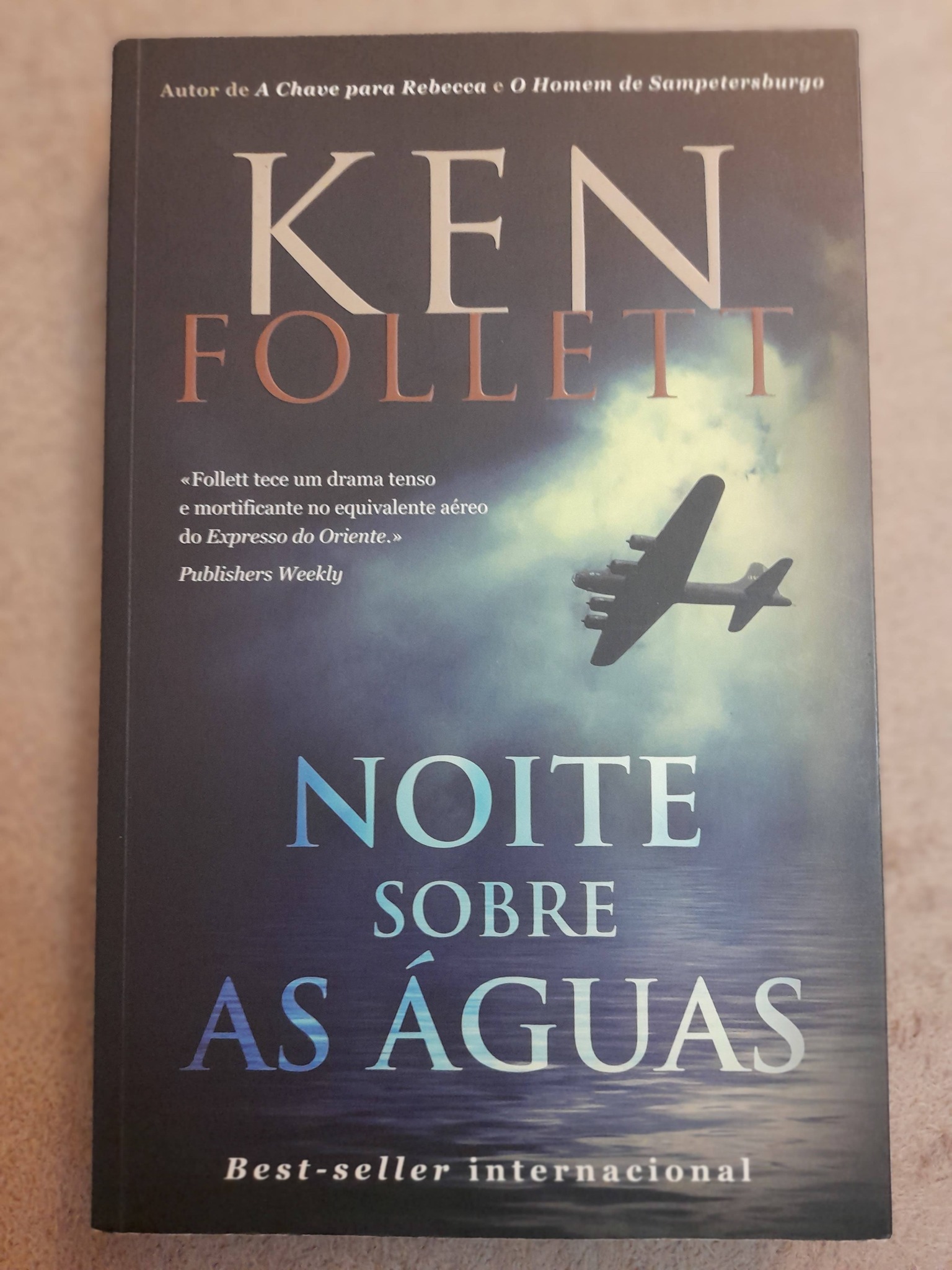 Noite Sobre as Águas 