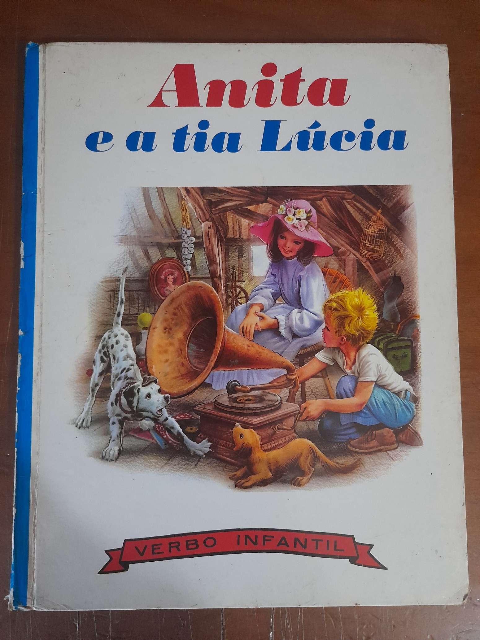 Anita e a Tia Lúcia