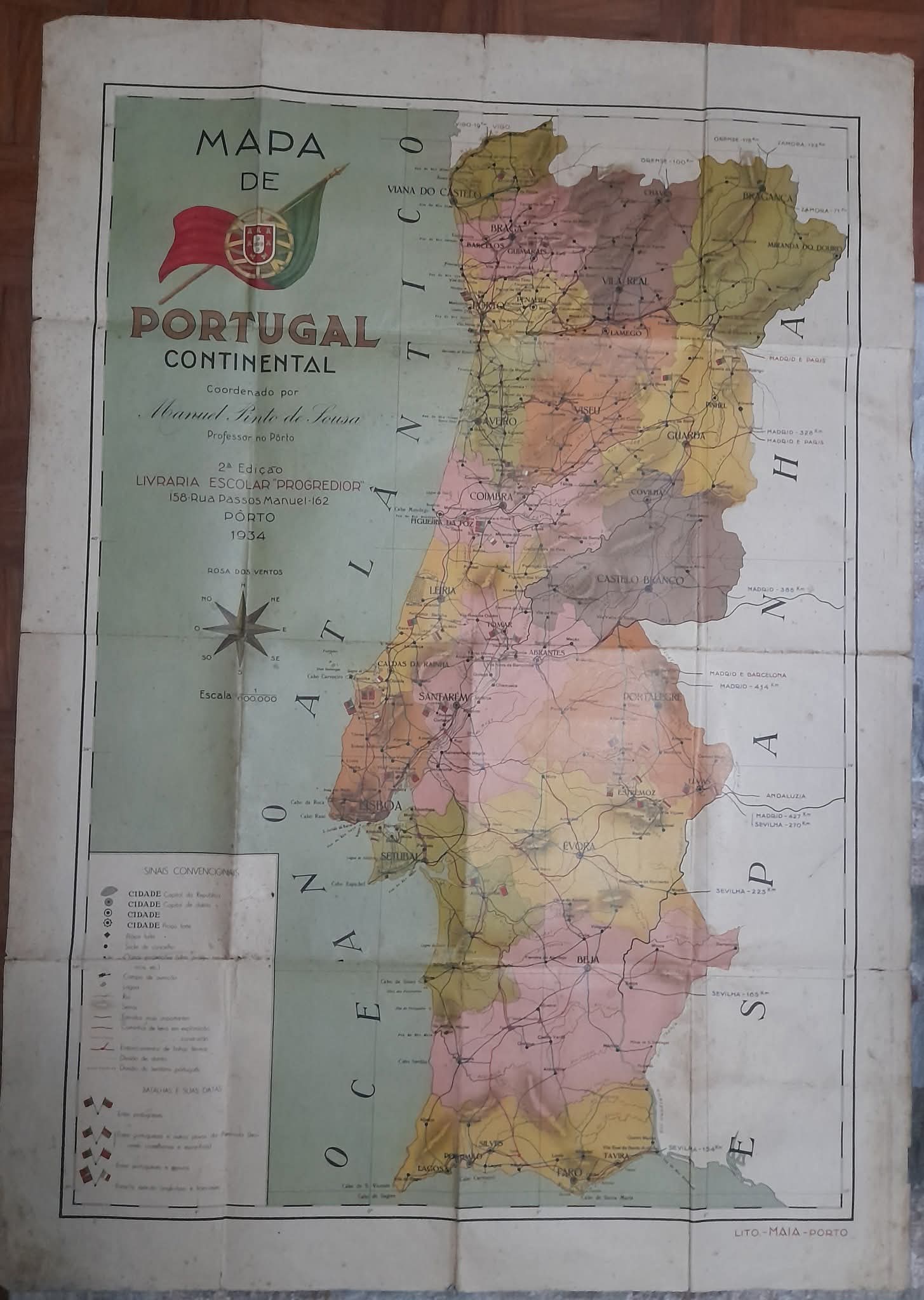 antigo mapa escolar de Portugal Continental