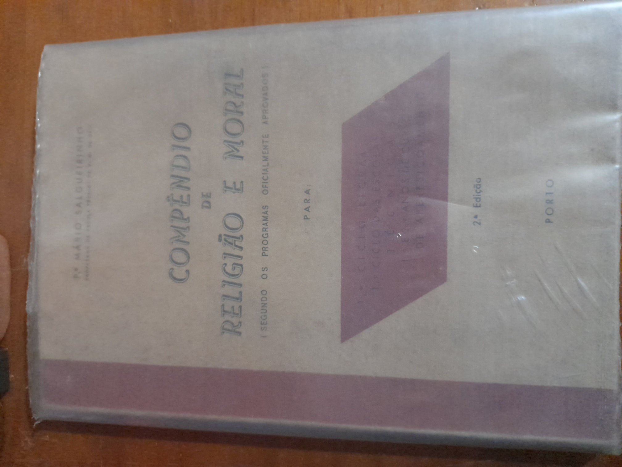 Compêndio de Religião e Moral - RARO