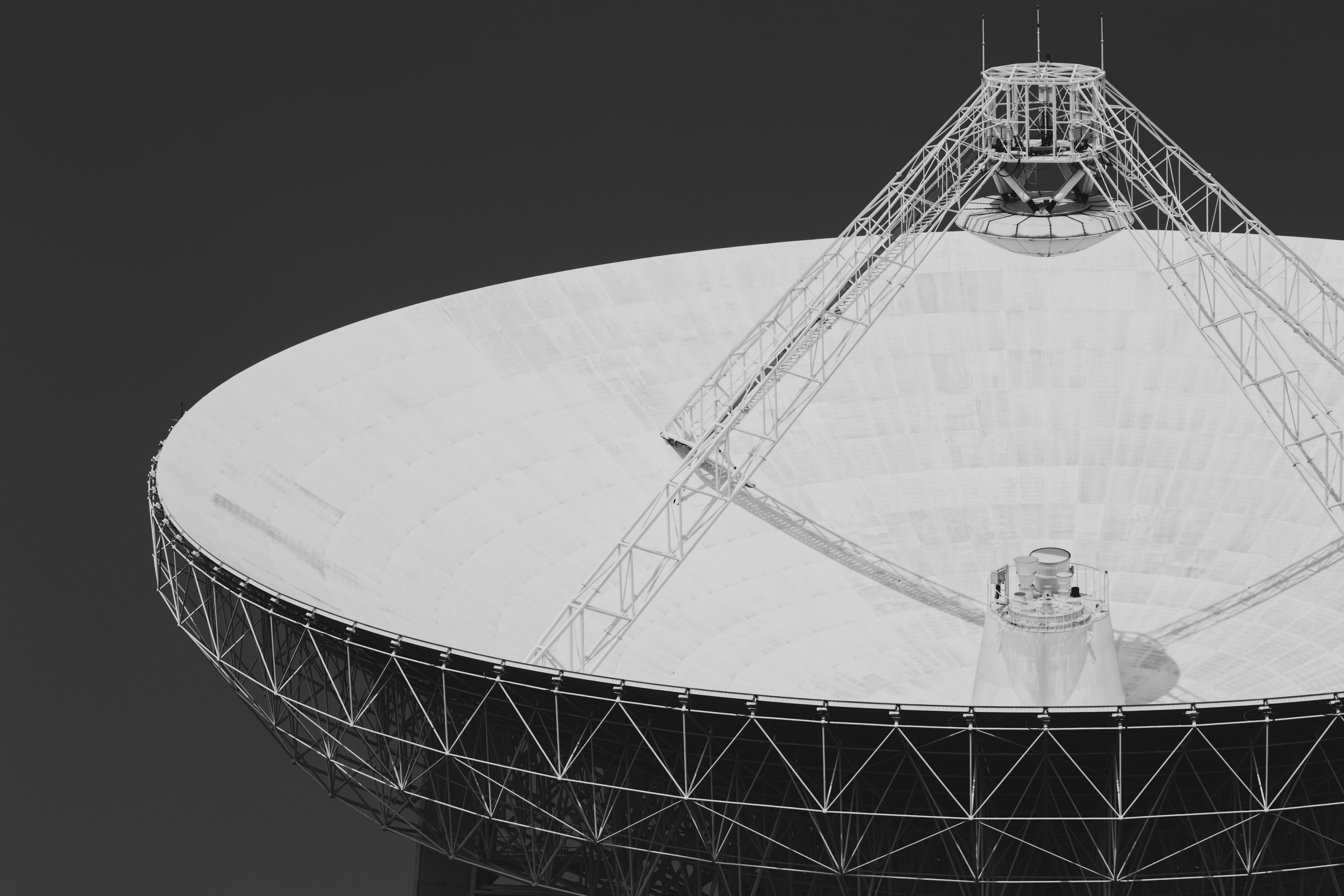 antenna satellite services