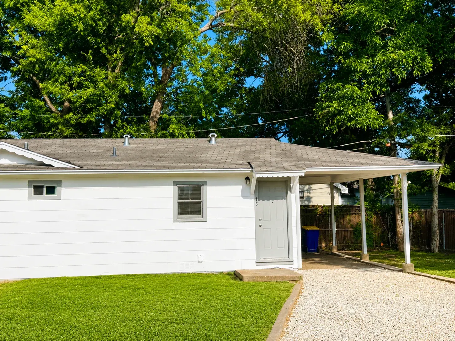 300 Delmar Ct, 15 - 1 Bed / 1 Bath Apartment