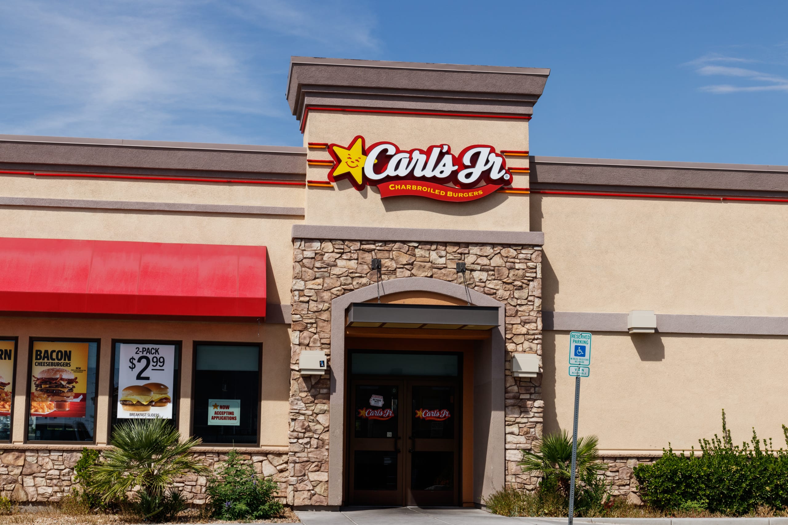 Carl's Jr.