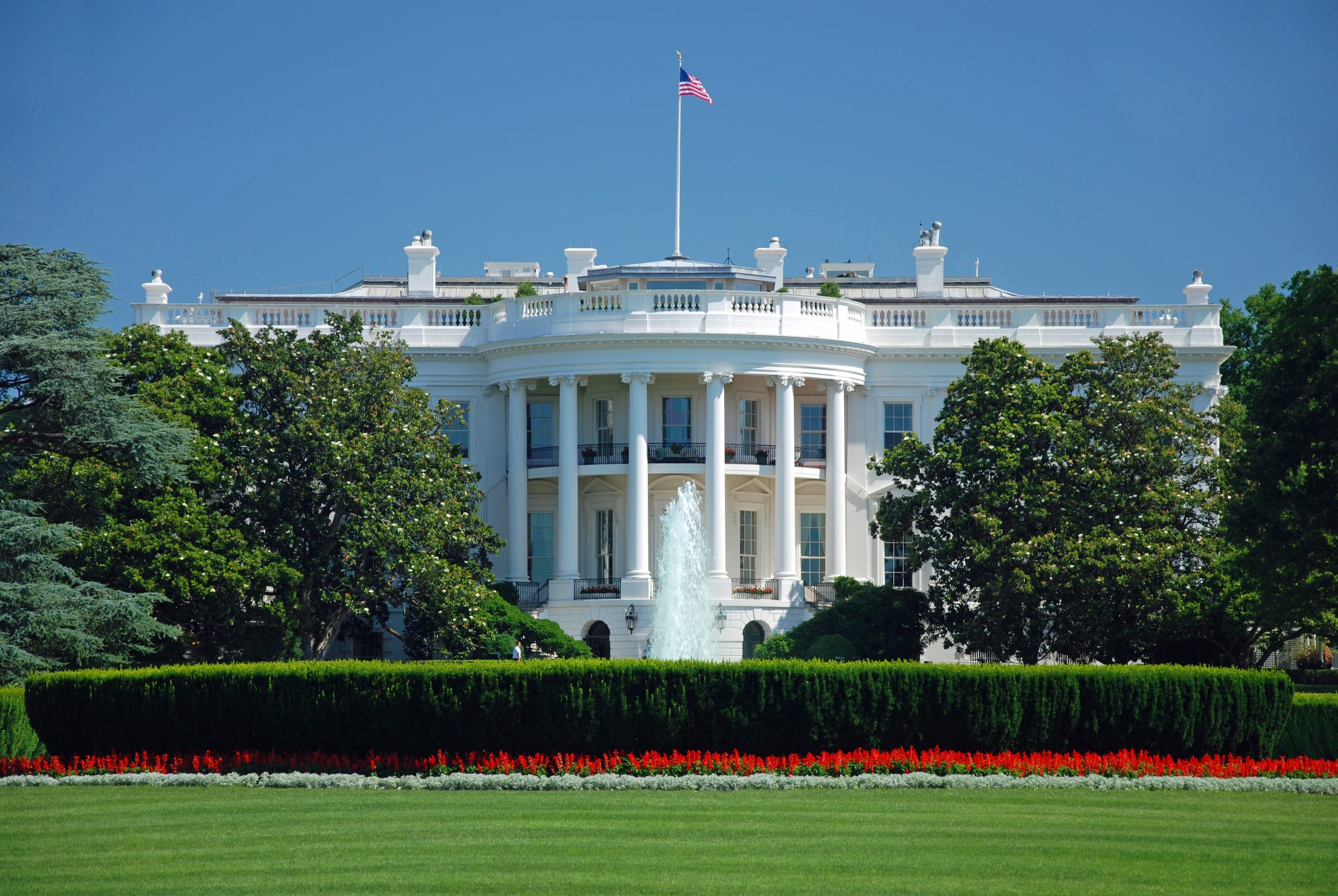 The White House in Washington DC with blue sky