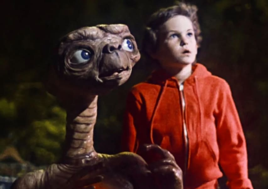 Still from the movie "E.T" - Reddit