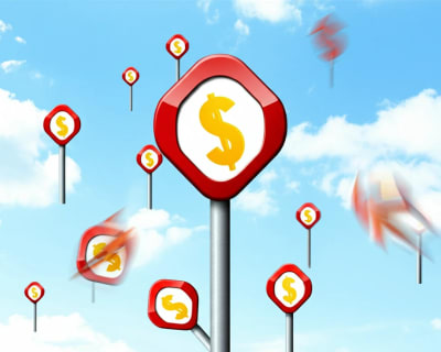 Dynamic pricing illustration in an online marketplace.