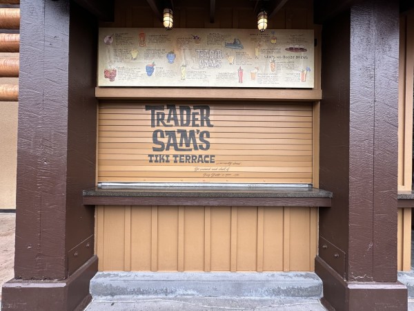 Trader Sam's Tiki Terrace Image