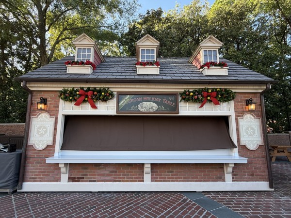American Holiday Table Image