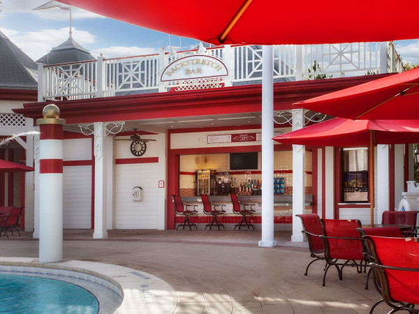 Backstretch Pool Bar Image