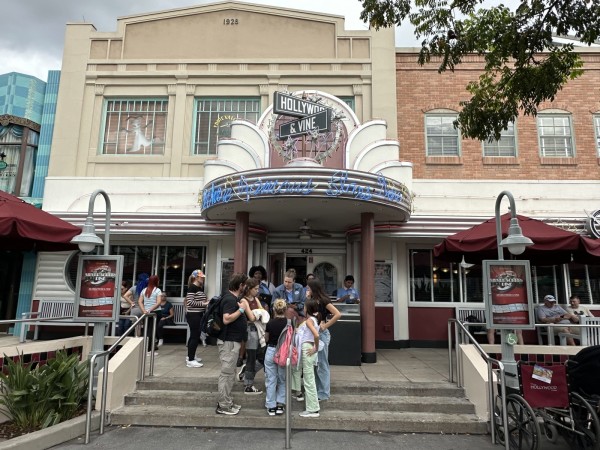 Hollywood & Vine - Minnie's Seasonal Dine Image