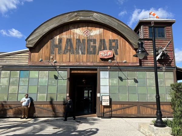 Jock Lindsey’s Hangar Bar Image