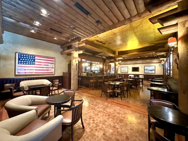 Territory Lounge Image