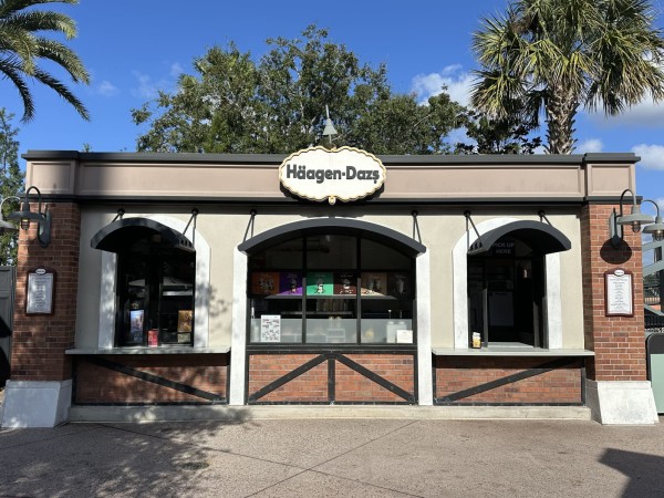 Häagen-Dazs Kiosk at Disney Springs West Side Image
