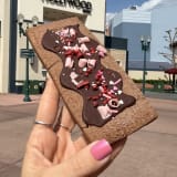 Chocolate-covered Strawberry Lunch Box Tart Image