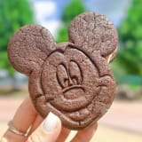 Mickey Caramel Chocolate Cookie Sandwich Image