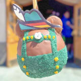 Mickey Lederhosen Apple Image