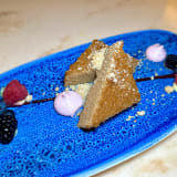 Vanilla Cake with Lemon Curd Image
