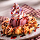 Huckleberry Funnel Cake Image