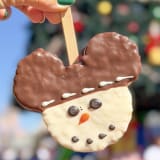 Mickey Snowman Cereal Treat Image