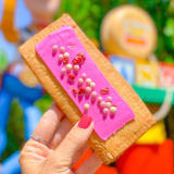 Raspberry Lunch Box Tart Image
