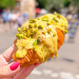 Pistachio Croissant Image
