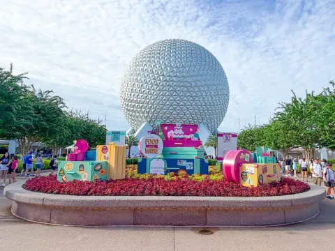Foodie Guide to EPCOT FOOD & WINE FESTIVAL 2026 Image