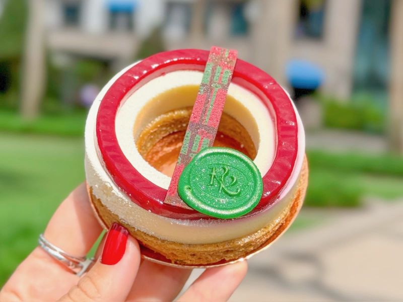 4. Gingerbread Eggnog Entremet (6/10) Image