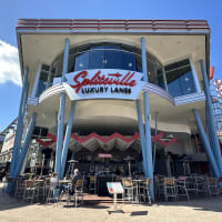 Splitsville Dining Room Image