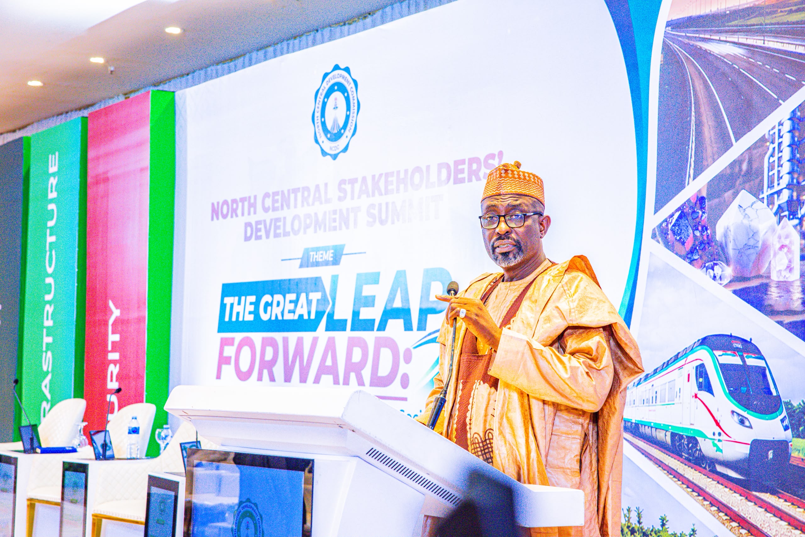 COMMUNIQUÉ Issued at the end of the NCDC Road Map and Stakeholders' Development Summit summit update from the North Central Development Commission