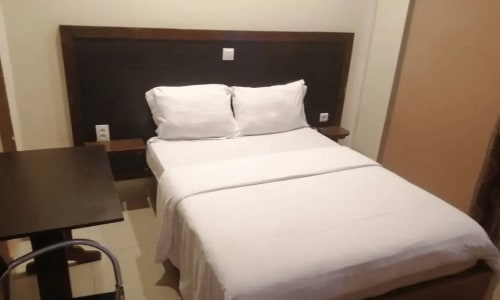 Hôtel les Platanes - photo 4