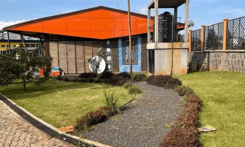 Restaurant Parc de Loisir Paul Biya - photo 11