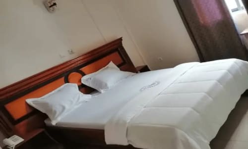 Hôtel Neslanne - photo 7