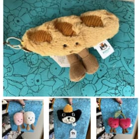 Peluche de algodón gato caramelo dos colores encantador suave llavero de dos colores croissant llavero de felpa cereza llavero de peluche