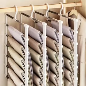 Portapantes plegable de varios niveles para organizar el almacenamiento en el armario, ideal tanto para uso doméstico como exhibición minorista.